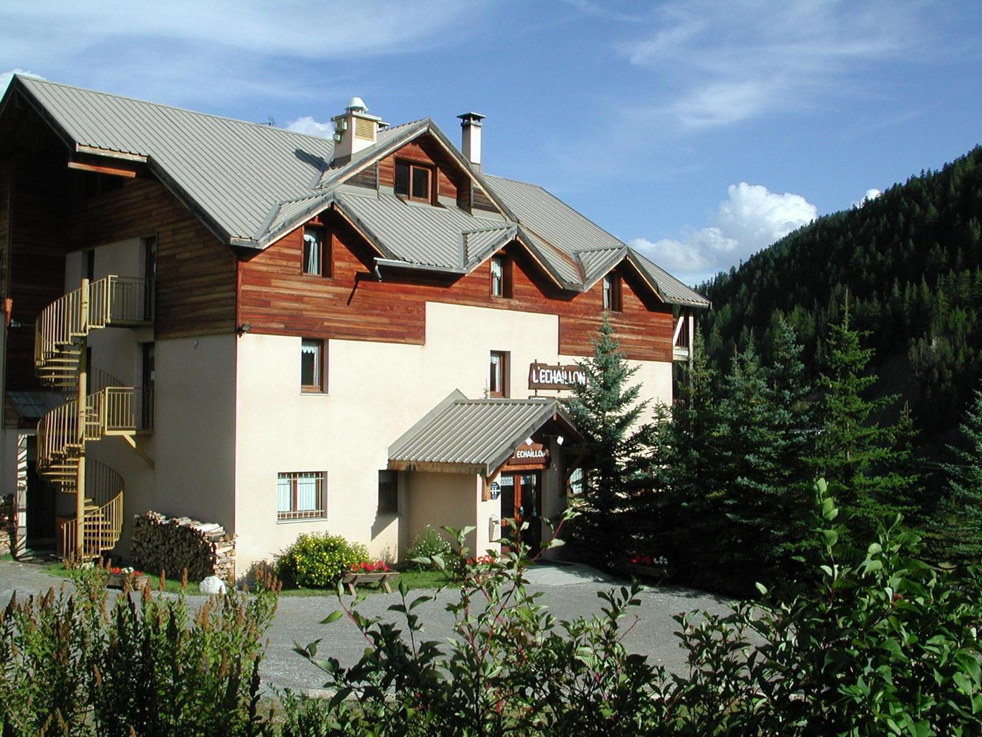 Névache Hotel L'Echaillon מראה חיצוני תמונה