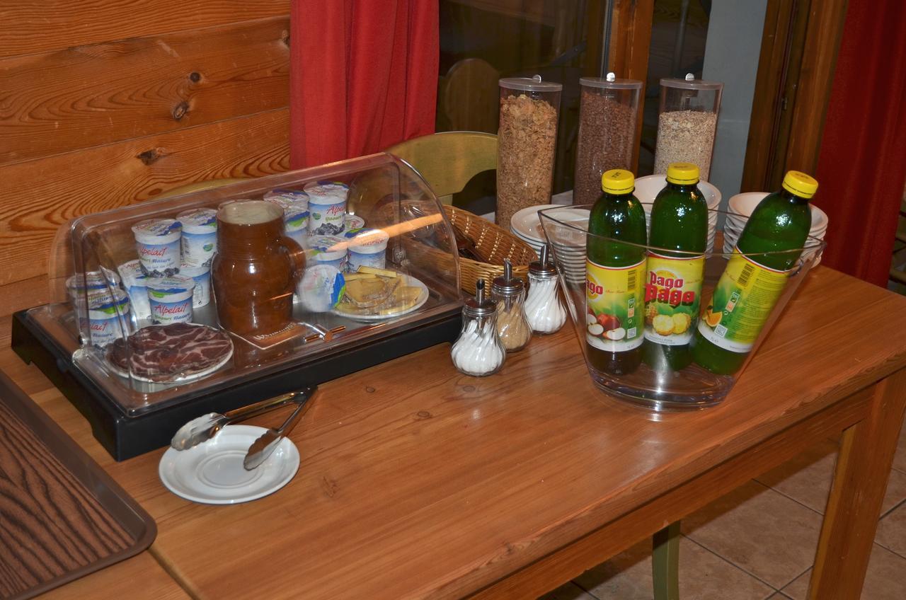 Névache Hotel L'Echaillon מראה חיצוני תמונה